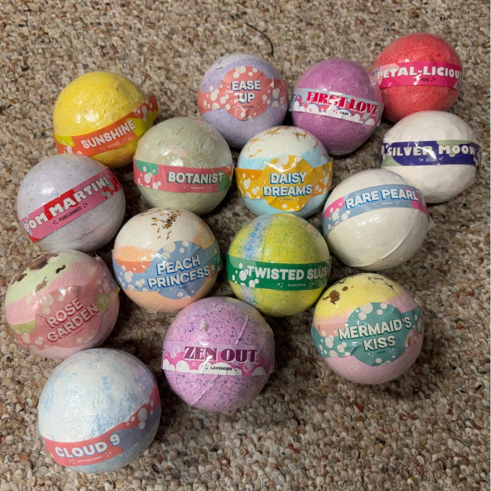 Assorted Bath Bombs Set